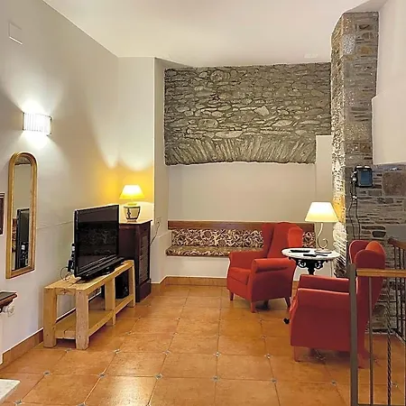 Les Corts מלון דירות 3*