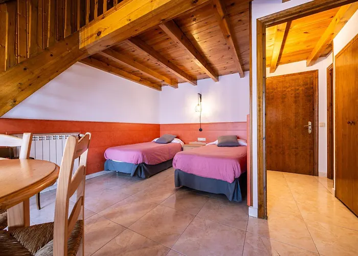 Les Corts Apartahotel 3*