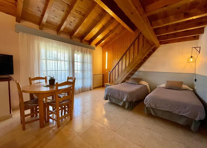 Apartahotel Les Corts 3*